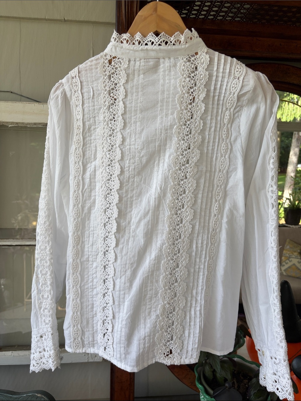 Women's White Lace-Trim Button-Down Shirt - Picture 6 of 11